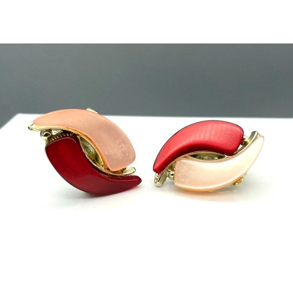 Vintage Shades of Pink Thermoset Lucite Earrings, Mid Century Glam, Silver Tone - Picture 2 of 5